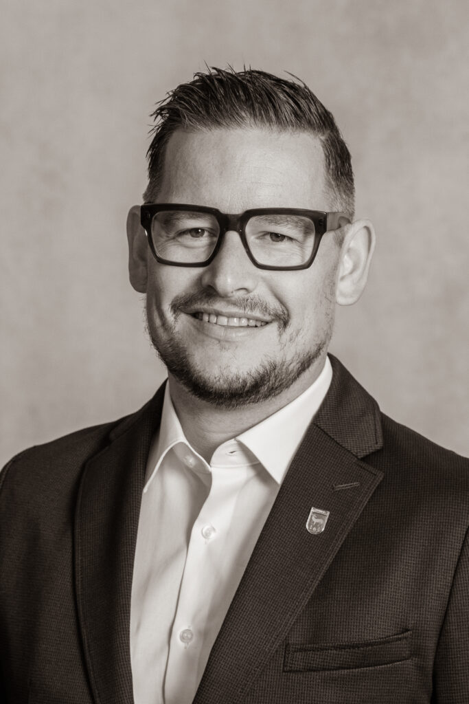 Mag. Christoph Miksch